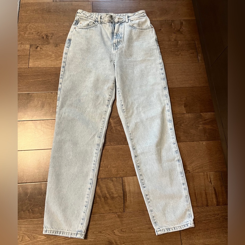 Zara Light Wash Mom Jeans